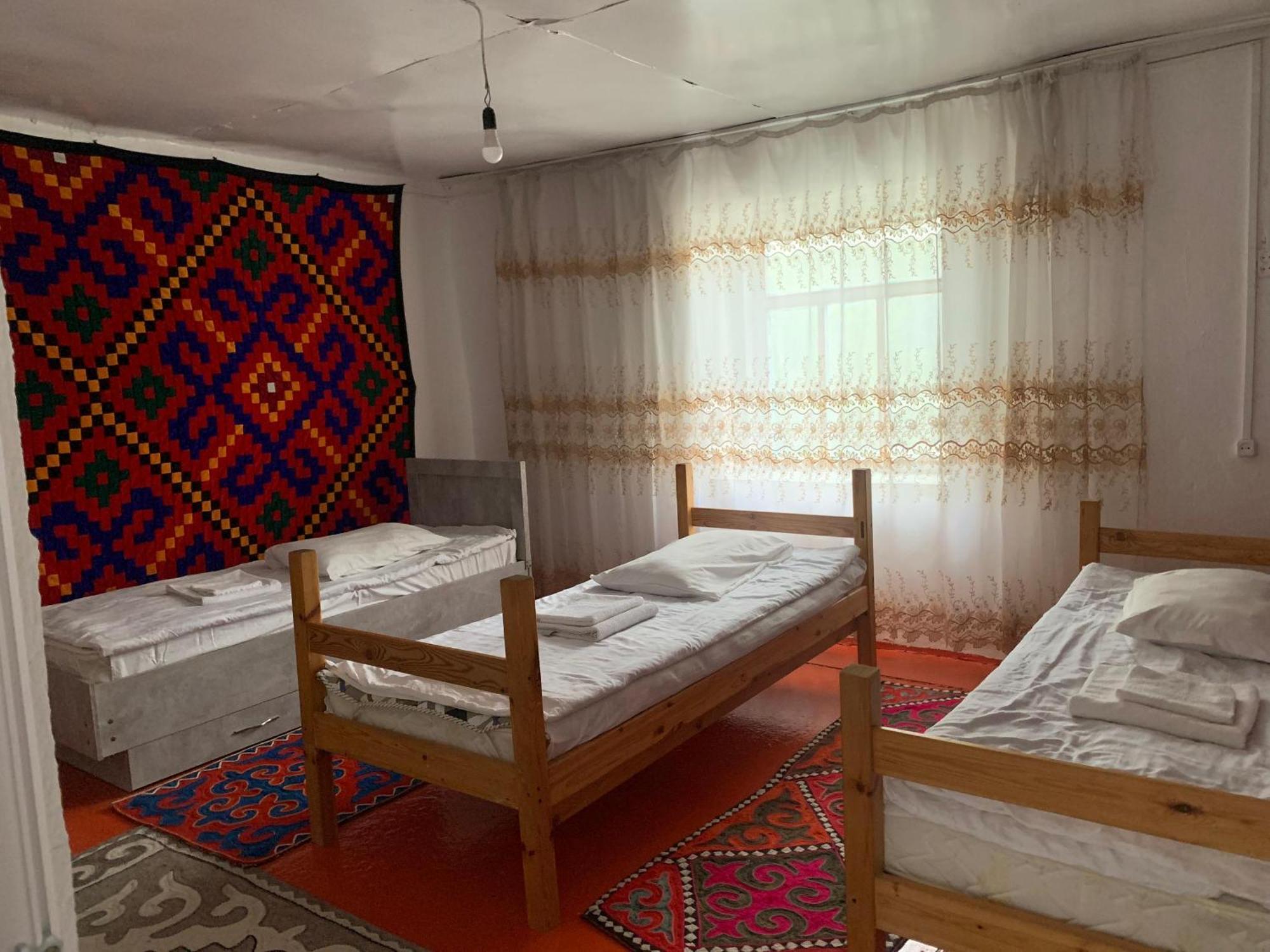 Naryn Guest House Εξωτερικό φωτογραφία
