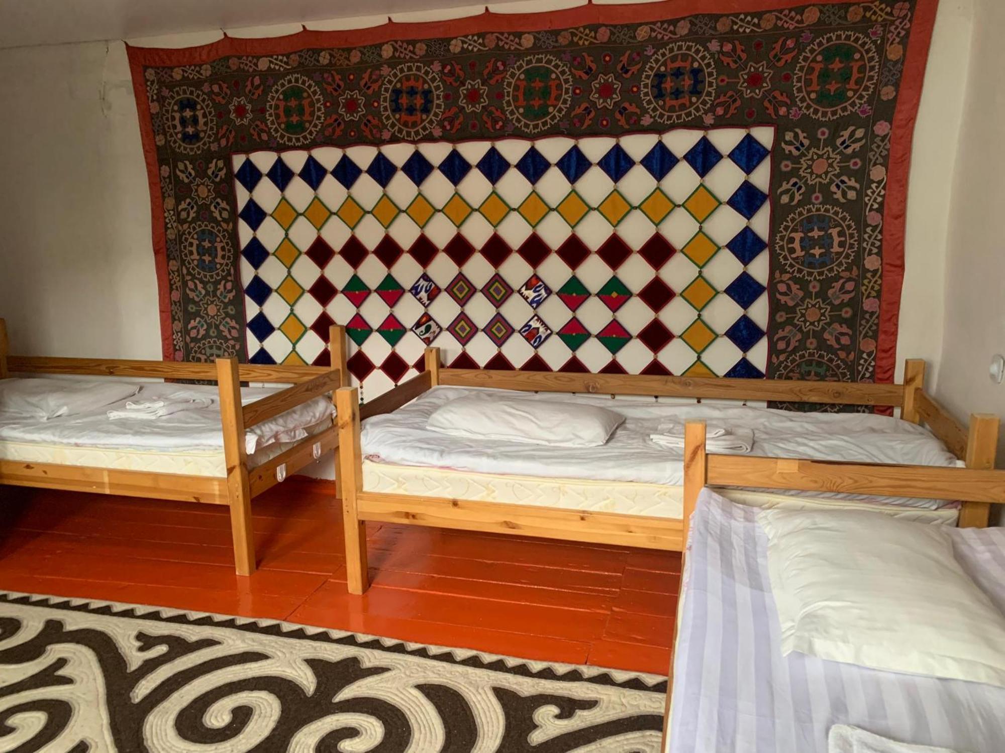 Naryn Guest House Εξωτερικό φωτογραφία