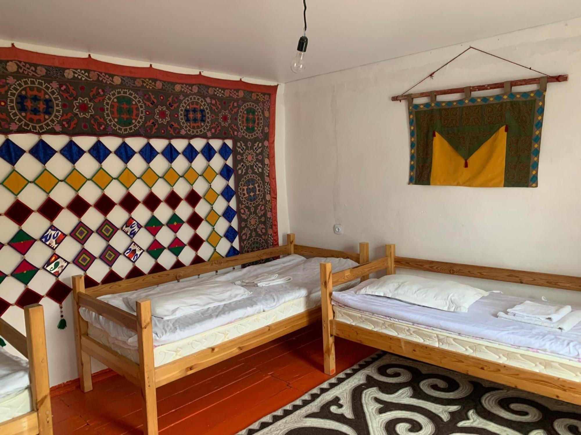 Naryn Guest House Εξωτερικό φωτογραφία